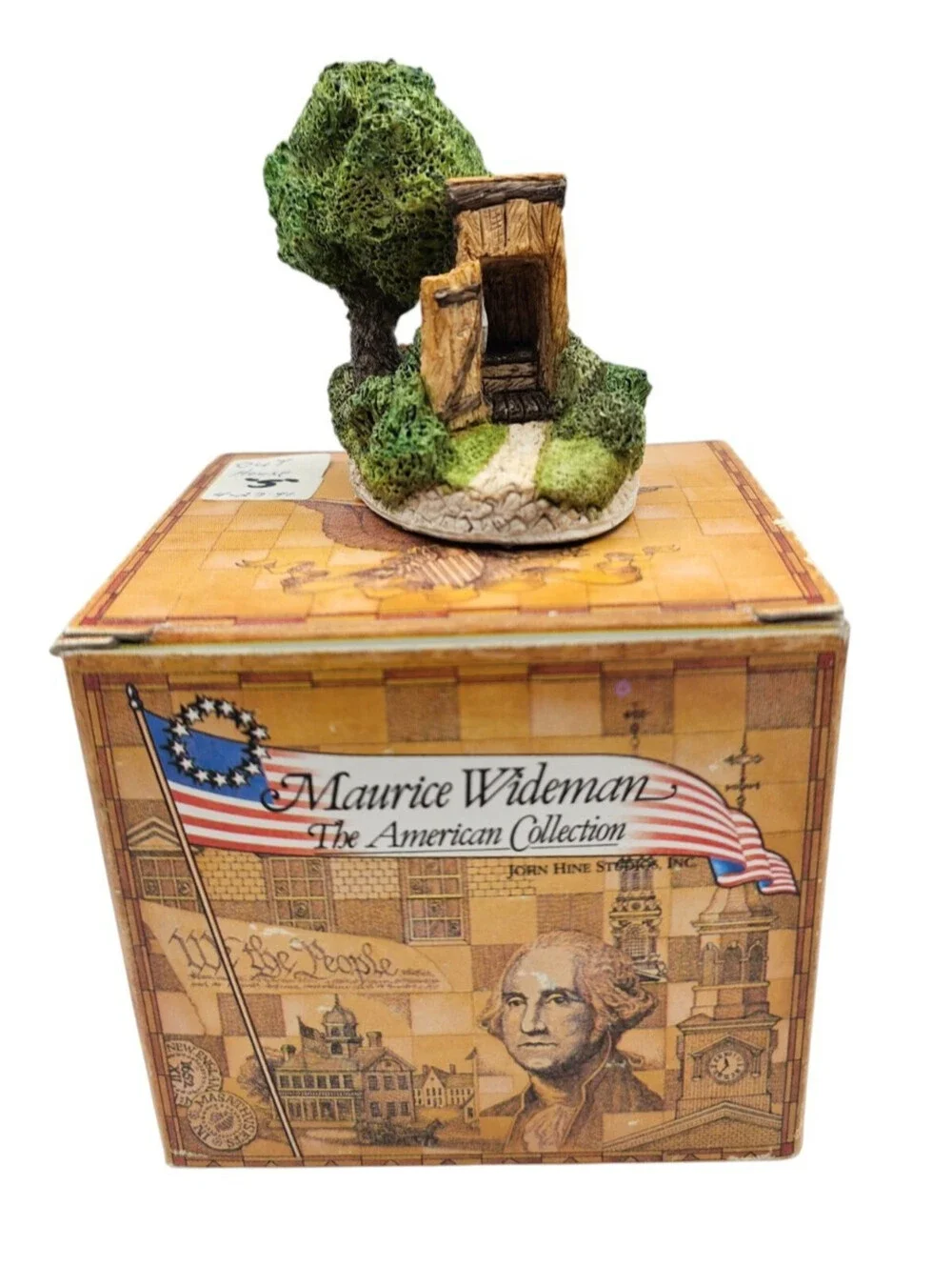 Maurice Wideman American Collection Out House Figurine in Box